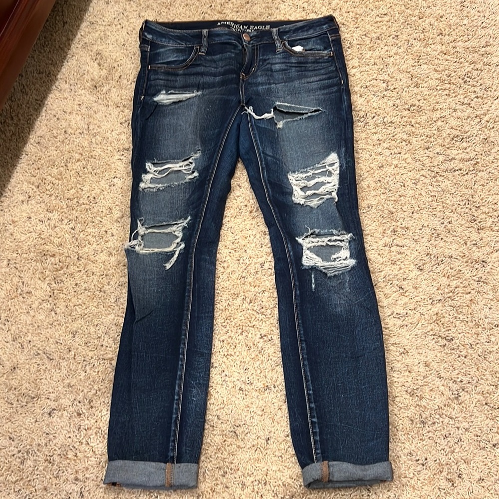 dark wash american eagle jeans